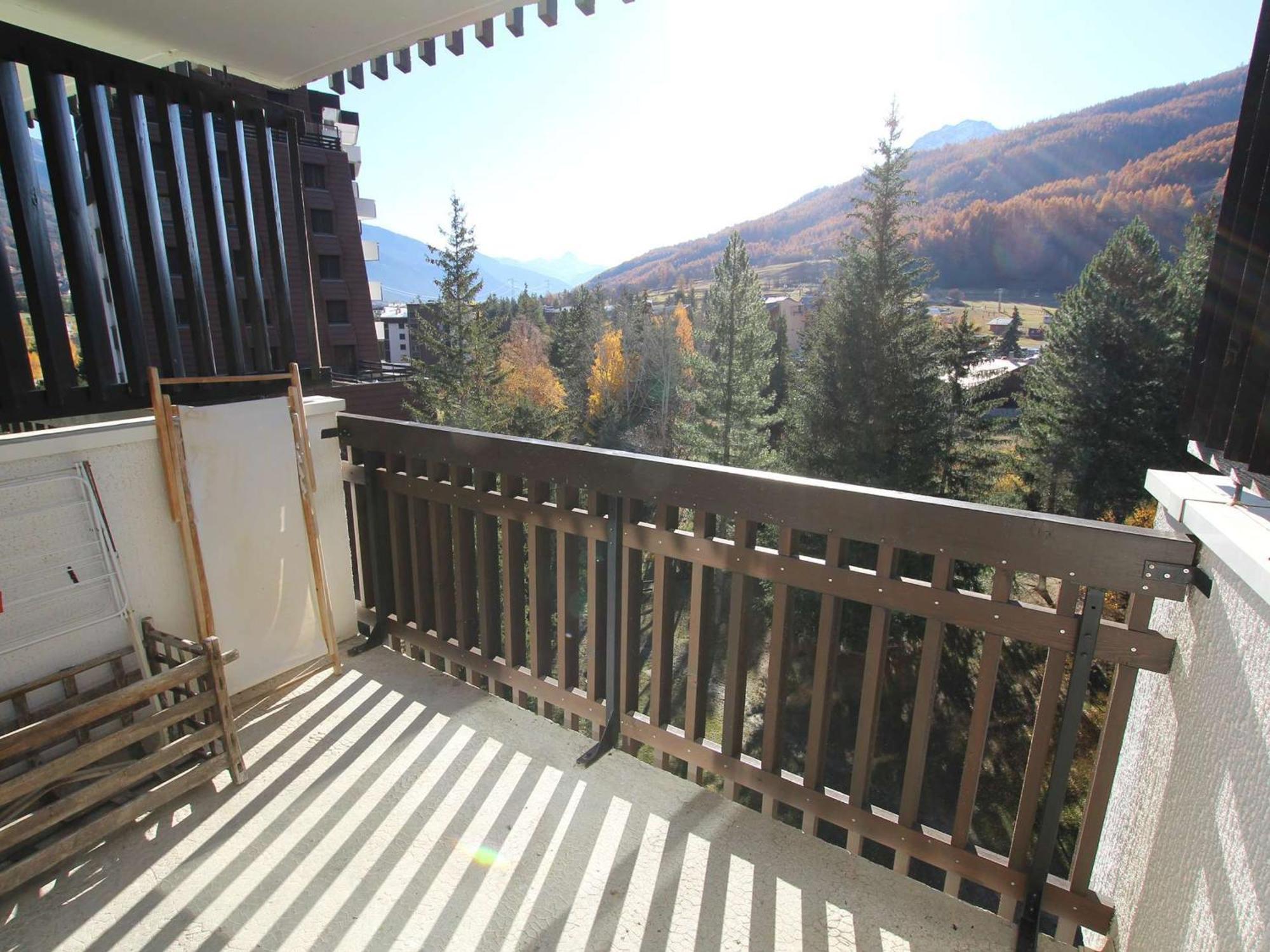 Appartement 3 Pieces, 6 Couchages A La Salle-Les-Alpes, Proche Pistes, Balcon Et Terrasse - Fr-1-330F-41 Serre Chevalier Buitenkant foto